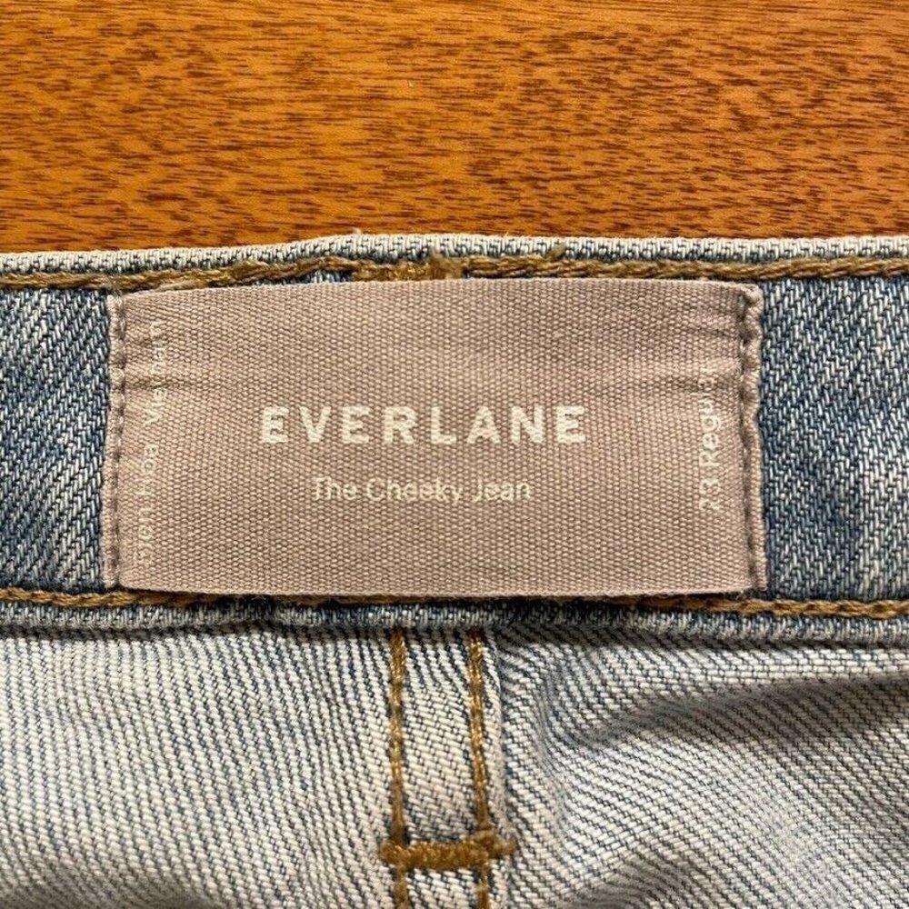 Everlane Cheeky Jeans Light Wash - Picture 4 of 7